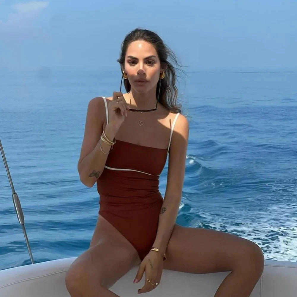 La Catour One Piece